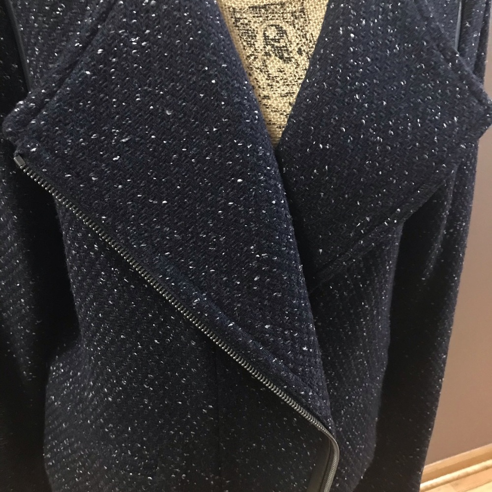🌺 Ann Taylor suit jacket